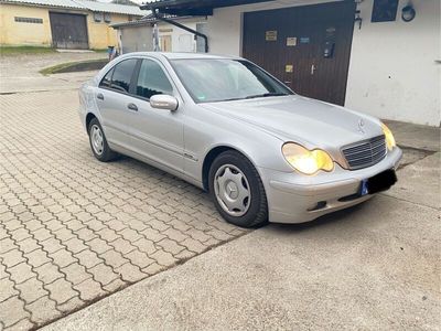 gebraucht Mercedes C200 CDI *AUTOMATIK* KLIMA *SITZHEIZUNG*AHK