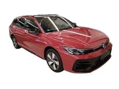 Gebraucht VW Passat R-line 272 PS (200 kW) 2025 Chilirot metallic/grenadillsch Kombi