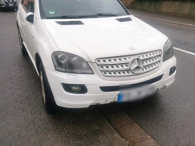 Gebraucht Mercedes ML280 190 PS (139 kW) 2008 Weiß SUV