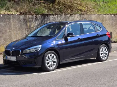 Gebraucht BMW 225 Active Tourer iPerformance 224 PS (164 kW) 2019 Blau Van / Kleinbus