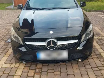 Gebraucht Mercedes CLA220 177 PS (130 kW) 2015 Schwarz Coupé