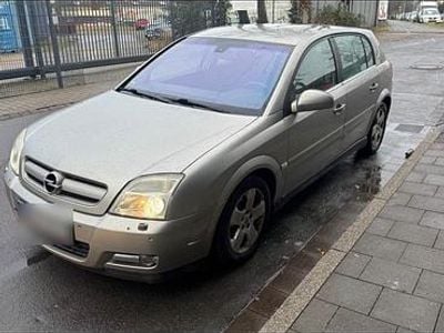 Gebraucht Opel Signum 155 PS (114 kW) 2005 Gold Kleinwagen