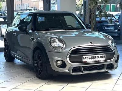 Gebraucht Mini ONE 102 PS (75 kW) 2018 Moonwalk grey metallic Kleinwagen