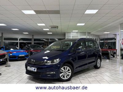 Gebraucht VW Touran Comfortline 150 PS (110 kW) 2022 Blau Van / Kleinbus