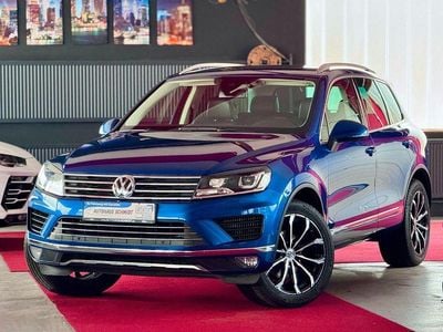 Gebraucht VW Touareg Terrain Tech 262 PS (192 kW) 2014 Blau SUV