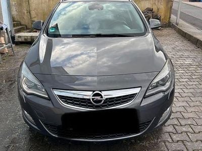Gebraucht Opel Astra Sport 165 PS (121 kW) 2012 Grau Kombi