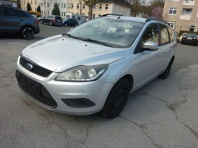Gebraucht Ford Focus 109 PS (80 kW) 2011 Silber Limousine
