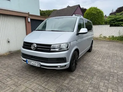 Gebraucht VW Multivan 150 PS (110 kW) 2017 Silber Van / Kleinbus