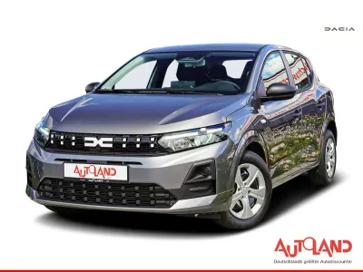Neu Dacia Sandero Essentiel 67 PS (49 kW) 2026 Grau Limousine