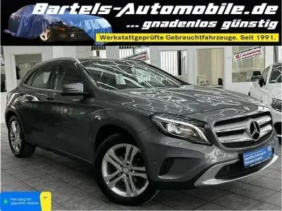 Używany Mercedes GLA220 Urban 177 KM (130 kW) 2016 Szary SUV