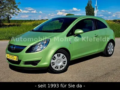 Gebraucht Opel Corsa Edition 87 PS (63 kW) 2010 Grün Kleinwagen