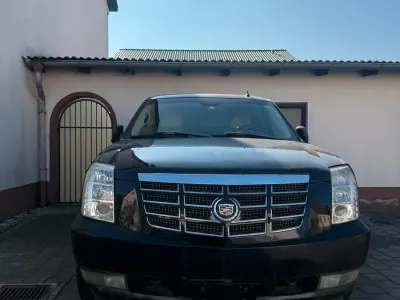 Gebraucht Cadillac Escalade 409 PS (300 kW) 2010 Schwarz SUV