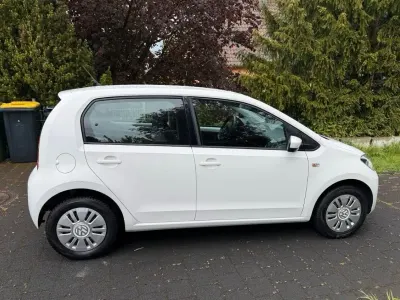 Gebraucht VW up! 60 PS (44 kW) 2012 Weiß Kleinwagen