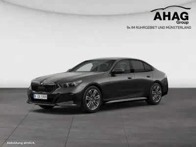 Neu BMW 520 Comfort Edition 197 PS (144 kW) 2026 Schwarz Limousine