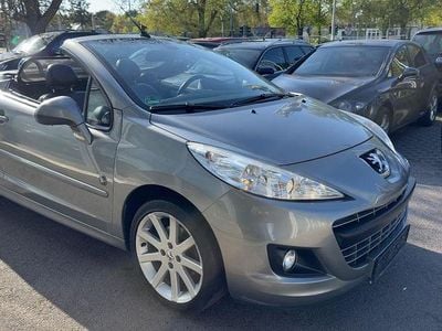 Usata Peugeot 207 CC Roland Garros 120 CV (88 kW) 2011 Grigio Cabrio