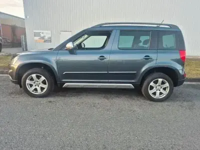 Gebraucht Skoda Yeti Ambition 180 PS (132 kW) 2017 Grau SUV