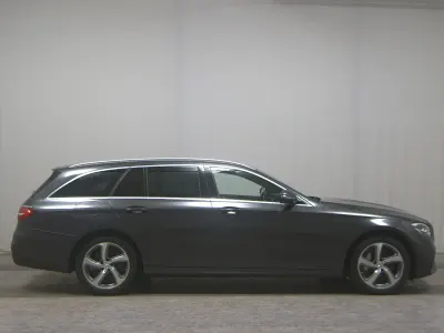 Usata Mercedes E300 AMG line 306 CV (225 kW) 2021 Grigio Station wagon