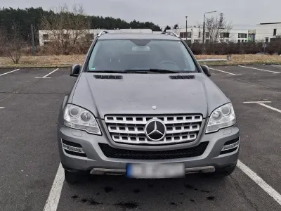 Gebraucht Mercedes ML450 306 PS (225 kW) 2010 Silber SUV