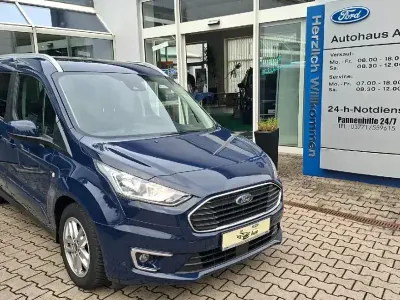 Gebraucht Ford Tourneo Connect Titanium 101 PS (74 kW) 2019 Blau Van / Kleinbus