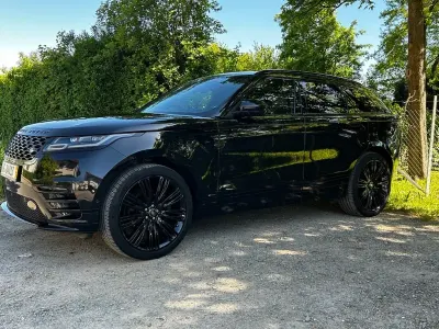 Usata Land Rover Range Rover Velar Black Edition 300 CV (220 kW) 2020 Nero SUV