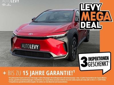Gebraucht Toyota bZ4X 150 kW (204 PS) 2024 Emotional red 2 SUV