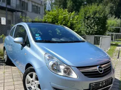 Gebraucht Opel Corsa Edition 80 PS (58 kW) 2009 Aeroblau/air blue Kleinwagen