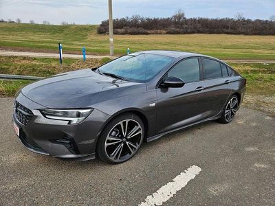 Usata Opel Insignia Ultimate 200 CV (147 kW) 2022 Grigio Berlina