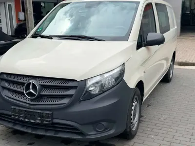 Gebraucht Mercedes Vito 163 PS (119 kW) 2016 Grau Van