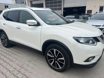 Gebraucht Nissan X-Trail 163 PS (119 kW) 2017 Weiß SUV