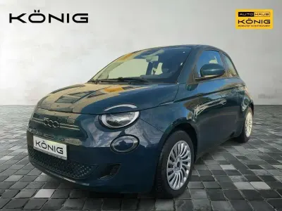 Gebraucht Fiat 500e Action 86 kW (118 PS) 2023 Ozean grün metallic Kleinwagen