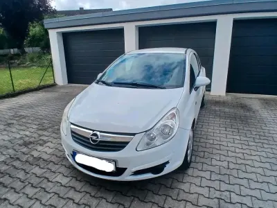 Gebraucht Opel Corsa 80 PS (58 kW) 2008 Weiß Kleinwagen