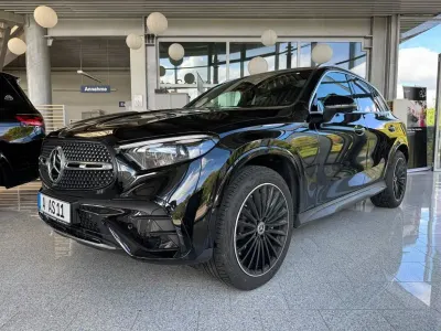 Gebraucht Mercedes GLC450 AMG Line Premium Plus 367 PS (269 kW) 2024 Schwarz SUV
