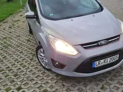 Gebraucht Ford C-MAX Titanium 140 PS (102 kW) 2012 Van / Kleinbus