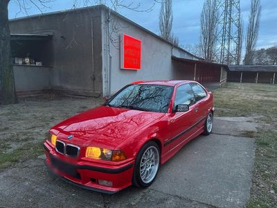 Usado BMW 323 Compact Basis 170 HP (125 kW) 1998 Vermelho Citadino