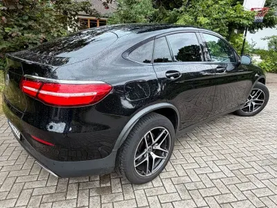 Gebraucht Mercedes GLC250 AMG line 204 PS (150 kW) 2018 Schwarz SUV