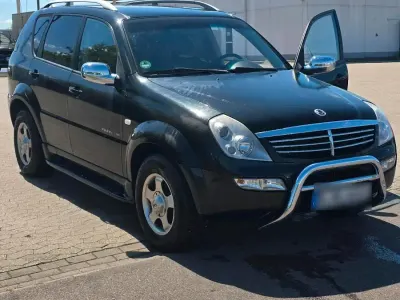 Gebraucht SsangYong Rexton 163 PS (119 kW) 2006 Schwarz SUV