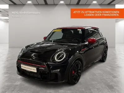 Używany Mini John Cooper Works 231 KM (169 kW) 2022 Czarny Hatchback