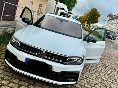Używany VW Tiguan R-line 190 KM (139 kW) 2020 Biały SUV