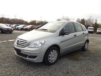 Gebraucht Mercedes B170 116 PS (85 kW) 2006 Silber Van / Kleinbus