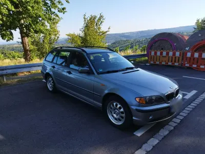Gebraucht BMW 318 143 PS (105 kW) 2004 Grau Kombi