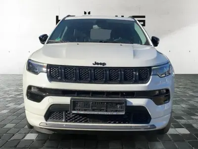 Gebraucht Jeep Compass 131 PS (96 kW) 2024 Weiß SUV