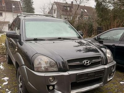 Gebraucht Hyundai Tucson 113 PS (83 kW) 2004 Grau SUV