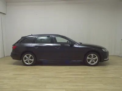 Second-hand Audi A4 Advanced 163 CP (119 kW) 2020 Negru Break