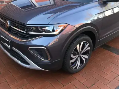 Gebraucht VW T-Cross Style 116 PS (85 kW) 2024 Grau SUV