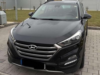 Gebraucht Hyundai Tucson Premium 185 PS (136 kW) 2015 Schwarz SUV