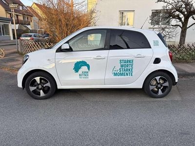 Gebraucht Smart ForFour Electric Drive Passion 60 kW (82 PS) 2021 Weiß Kleinwagen