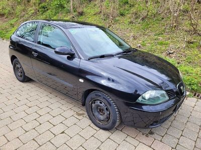 gebraucht Seat Ibiza 1.4L 74kW 8Fach Bereift