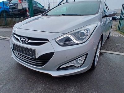 Gebraucht Hyundai i40 Style 136 PS (100 kW) 2013 Silber Kombi