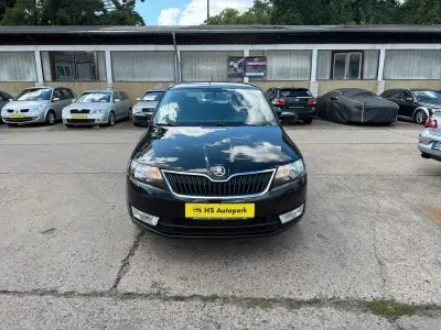 Gebraucht Skoda Rapid 90 PS (66 kW) 2014 Schwarz Kleinwagen