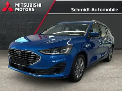 Neu Ford Focus Titanium 114 PS (83 kW) 2025 Desert island blue Kombi